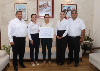 Cancún sobresale en transparencia