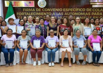 Celebra gobierno de Isla Mujeres convenio con el IQM para fortalecer empoderamiento de isleñas