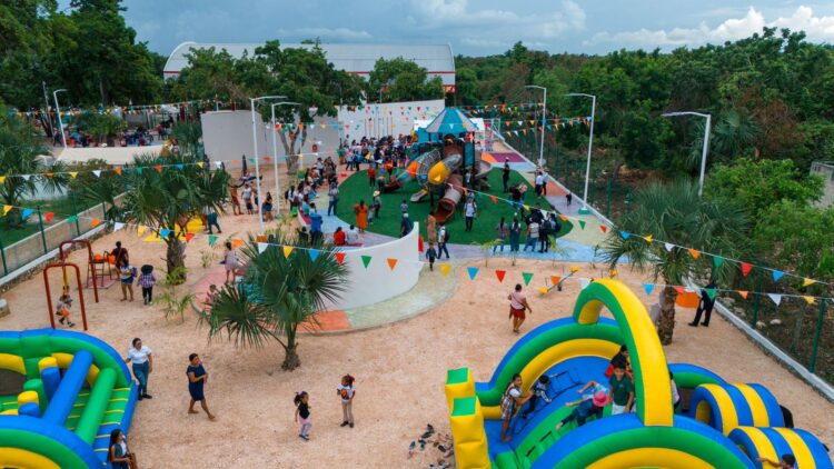 Llega la justicia social a Ciudad Mujeres con obras que transforman