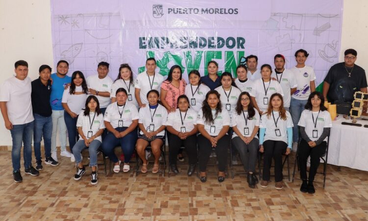 Blanca Merari destaca el espíritu emprendedor de los jóvenes de Leona Vicario