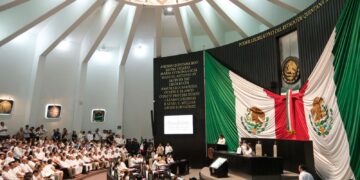 Entregan Segundo Informe de la Gobernadora Mara Lezama ante Congreso de Quintana Roo