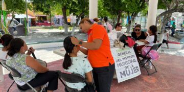 Llevan programa "Tu salud es primero" a la Colonia Zetina Gasca de Puerto Morelos