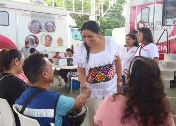 Blanca Merari fortalece los servicios de salud en Puerto Morelos