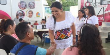 Blanca Merari fortalece los servicios de salud en Puerto Morelos
