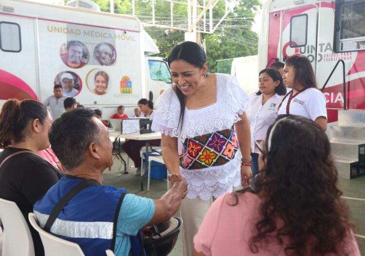 Blanca Merari fortalece los servicios de salud en Puerto Morelos