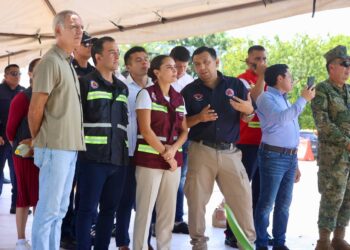 Ana Paty Peralta fomenta cultura de prevención en Simulacro Nacional de Protección Civil
