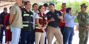 Ana Paty Peralta fomenta cultura de prevención en Simulacro Nacional de Protección Civil
