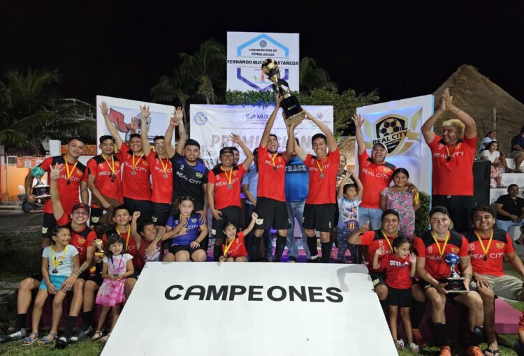 Impulsa gobierno de Isla Mujeres el deporte a través de la Liga Municipal de Fútbol Soccer