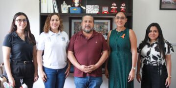 Las y los trabajadores son la gran fuerza del Poder Legislativo, asegura Jorge Sanén