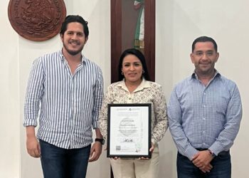 Puerto Morelos recibe certificado de ingreso al Programa de Reconocimiento y Operación del Sistema de Apertura Rápida de Empresas