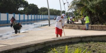 Gobierno de Isla Mujeres realiza Mega Jornada de Limpieza luego del paso del huracán ‘Helene’