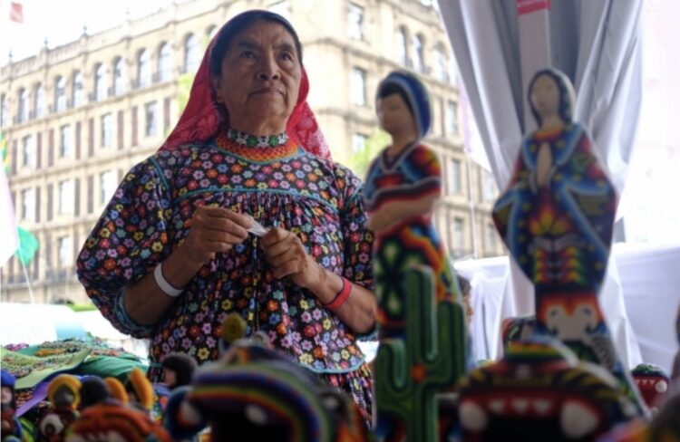 En Día de la Hispanidad, Claudia Sheinbaum pide a España se disculpe con pueblos originarios