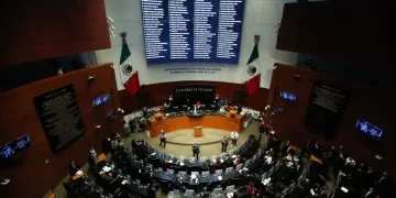 Recibe el Senado renuncias de 8 de los 11 ministros de la SCJN
