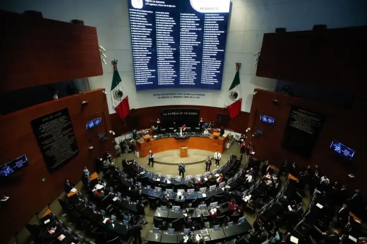 Recibe el Senado renuncias de 8 de los 11 ministros de la SCJN