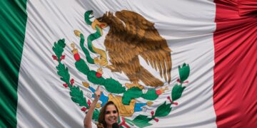 Quintana Roo vive el mejor momento de su historia, con un gobierno transformador y cercano al pueblo, señala Mara Lezama