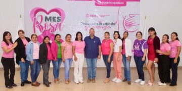 Organiza IMM de Puerto Morelos pláticas y jornadas de salud con motivos del mes rosa