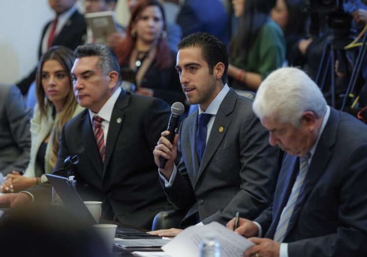 Gino Segura posiciona a Morena en ratificación del Secretario de Relaciones Exteriores