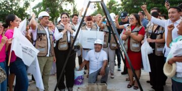 Estefanía Mercado inicia su programa de obras públicas en Puerto Aventuras