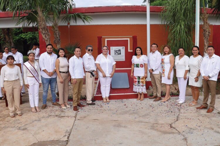 Blanca Merari ratifica su compromiso con el fortalecimiento de la educación en Puerto Morelos