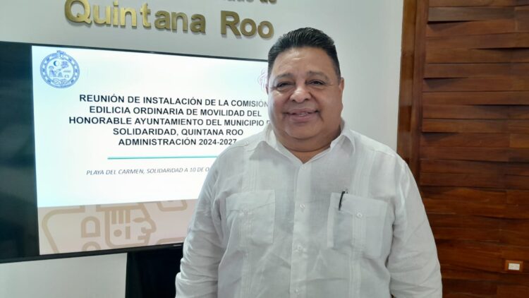 Aumento de ambulantaje y edificios en construcción prende alertas en Playa del Carmen: Orlando Muñoz