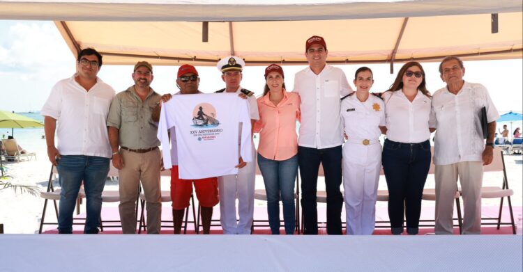 Celebra Atenea Gómez a los pescadores de Isla Mujeres