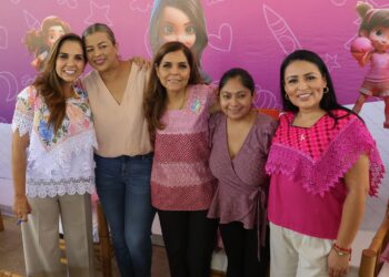Blanca Merari refrenda su compromiso de fincar un futuro próspero para las niñas de Puerto Morelos