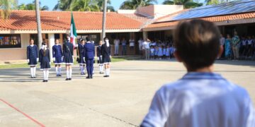 Estefanía Mercado anuncia el programa “Escuela Segura” para la prevención de riesgos