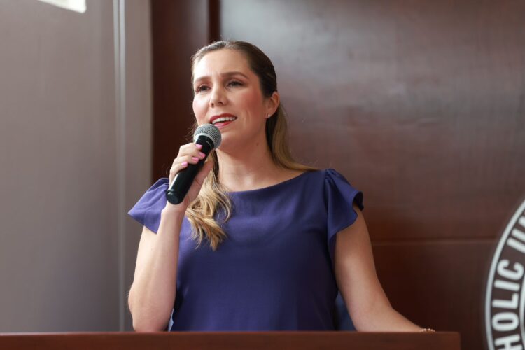 Encabeza Atenea Gómez "Conversatorio Mujeres que Transforman" en Isla Mujeres