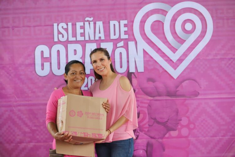 Impulsa Atenea Gómez a las mujeres con el programa ‘Isleña de Corazón’