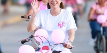 Isleñas de Zona Continental se unen contra el cáncer de mama en Rodada Rosa