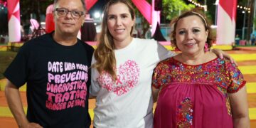 Se unen isleñas para apoyar a pacientes de cáncer de mama en la Feria Rosa