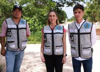 Supervisa Atenea Gómez obra en la colonia Privanza de Ciudad Mujeres