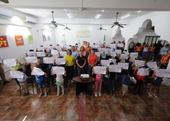 Consiente IEQROO a niñas y niños con juegos que promueven los valores democráticos