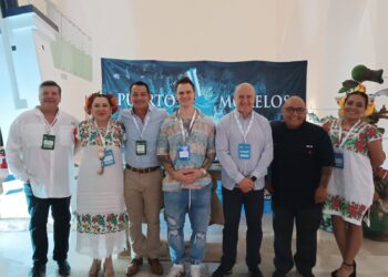 Destacada participación de Puerto Morelos en la Feria de Turismo de Aventura