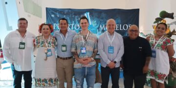 Destacada participación de Puerto Morelos en la Feria de Turismo de Aventura