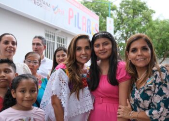 Mara Lezama inaugura en Villas Otoch Paraíso, Cancún, primer CDC DIF-PILARES