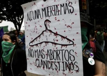 Proponen derogar por completo el delito de aborto en la Ciudad de México