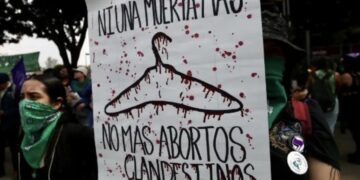 Proponen derogar por completo el delito de aborto en la Ciudad de México