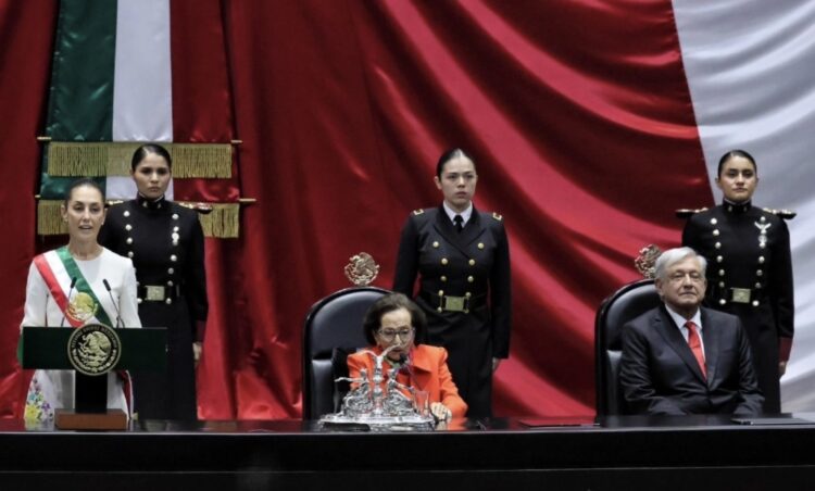 Reconoce Claudia Sheinbaum a AMLO en su primer mensaje como presidenta
