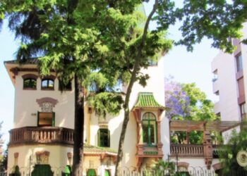 Esta en marcha el cambio en operación de consulados de México, señala Claudia Sheinbaum