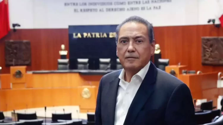 Manlio Fabio Beltrones se distancia del PRI