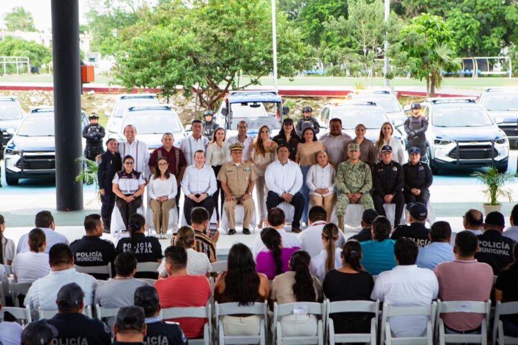 En Playa del Carmen construimos paz con trabajo de todas y todos: Estefanía Mercado