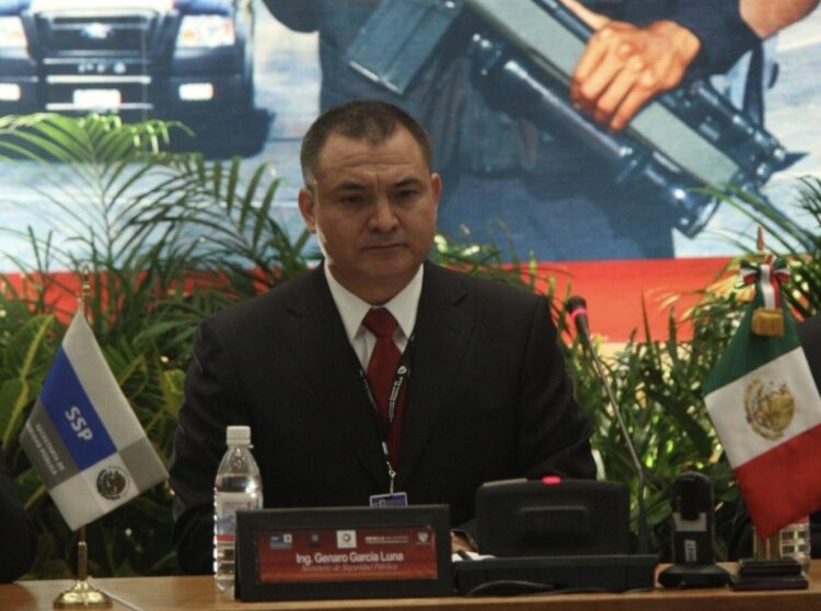 Sentencian a Genaro García Luna a 38 años de cárcel