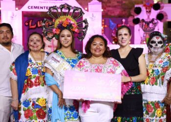 Preserva gobierno de Isla Mujeres tradiciones del Hanal Pixán