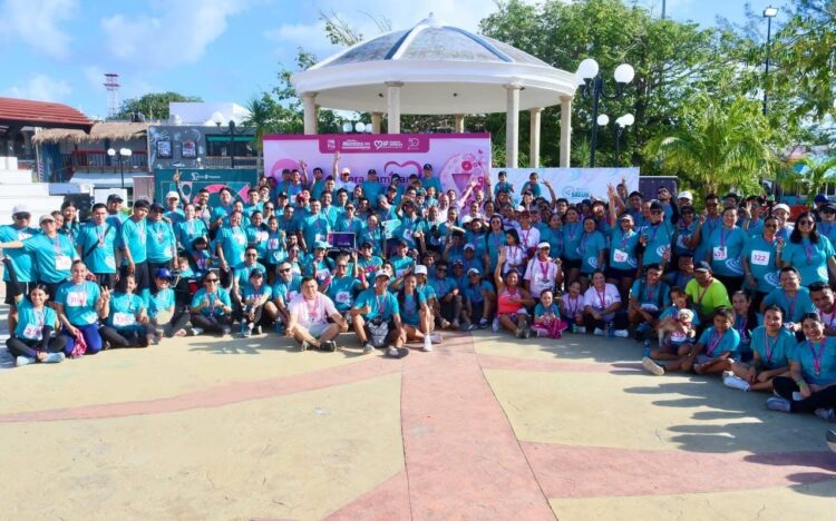 Puerto Morelos cierra mes rosa con exitosa Carrera por la Salud