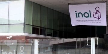 Claudia Sheinbaum justifica iniciativa para desaparecer organismos autónomos