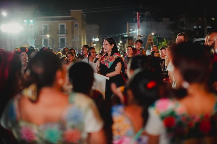 Se desborda Playa del Carmen con el “Janal Pixan”