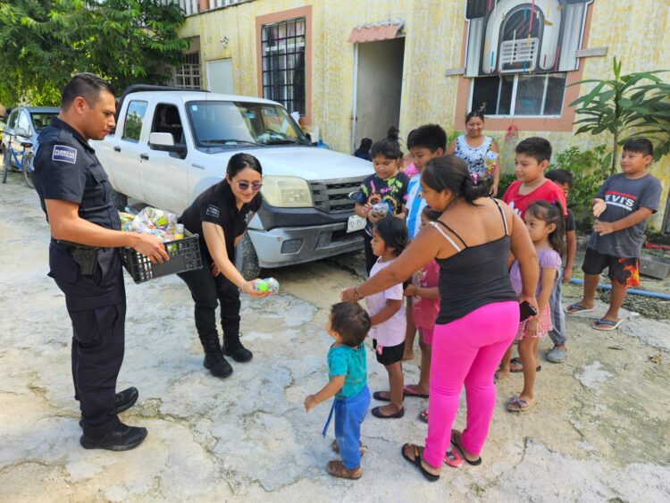En marcha campaña de proximidad social de la policía de Puerto Morelos