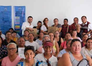 Mara Lezama visita centro de distribución "Comemos Tod@s"