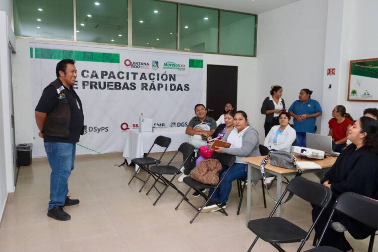Capacitan a promotores de la salud en Puerto Morelos